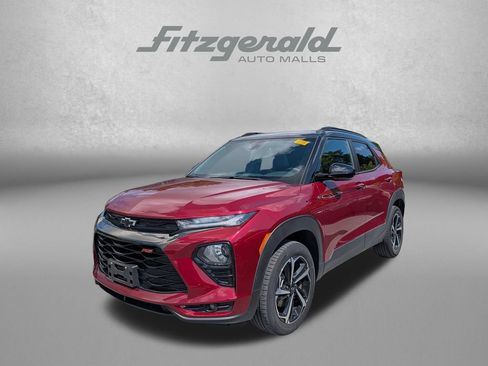 Used 2023 Chevrolet TrailBlazer RS w/ Sun and Liftgate Package AWD/4WD image 3