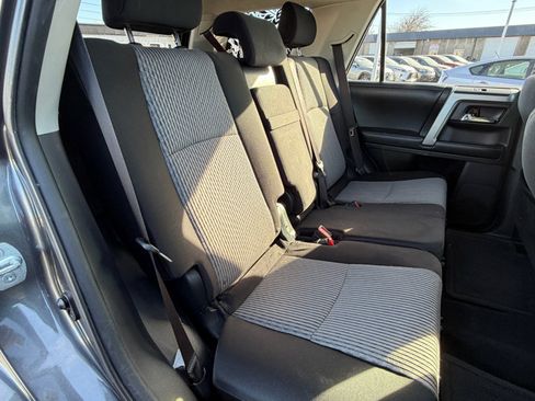 Used 2014 Toyota 4Runner SR5 image 17