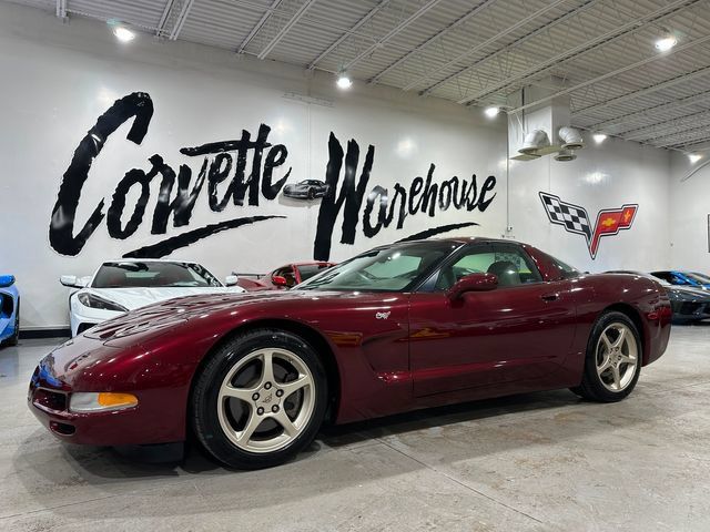 Used 2003 Chevrolet Corvette Coupe w/ Preferred Equipment Group RWD image 1