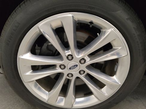 Used 2018 Ford Explorer Limited w/ Equipment Group 301A FWD image 31