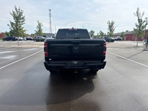 Used 2023 RAM 1500 Laramie AWD/4WD image 4