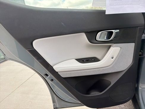 Used 2023 Polestar Polestar 2 w/ Pilot Pack image 17