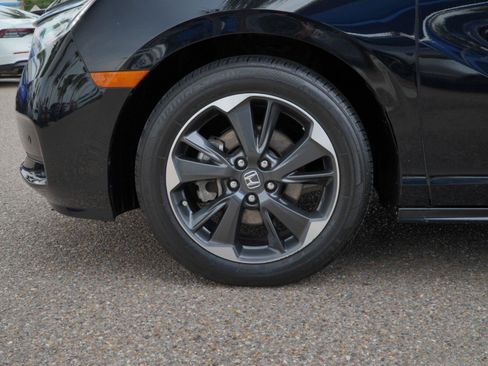 Used 2024 Honda Odyssey Elite image 17