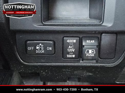 Used 2017 Toyota Tacoma TRD Off-Road w/ Tow Package AWD/4WD image 20