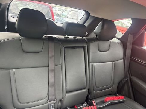 Used 2022 Hyundai Tucson SEL w/ Convenience + Premium Package AWD/4WD image 13