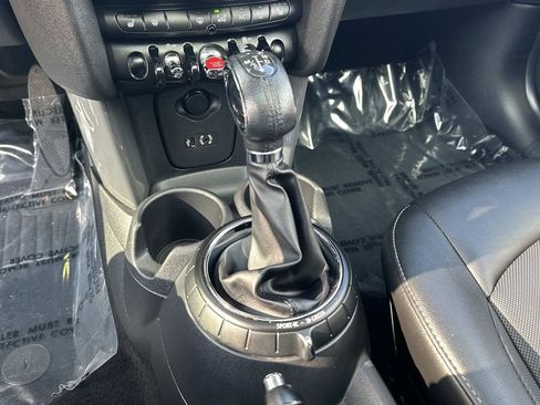 Used 2014 MINI Cooper 2-Door Hardtop image 13