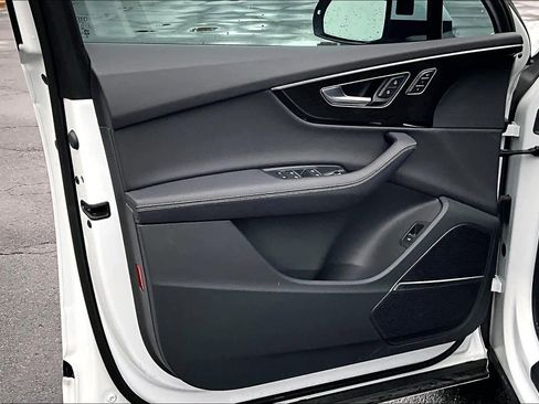 Used 2025 Audi Q7 2.0T Premium Plus w/ Premium Plus Package image 22