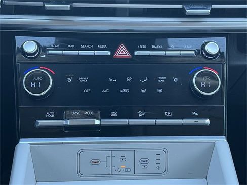Used 2025 Hyundai Santa Fe SEL image 19