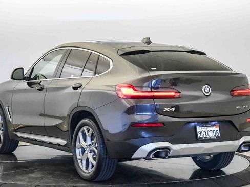 Certified 2023 BMW X4 xDrive30i w/ Premium Package AWD/4WD image 2