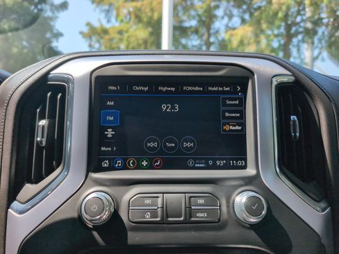Used 2021 GMC Sierra 1500 SLE w/ Preferred Package AWD/4WD image 23