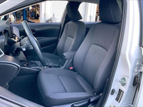 Used 2024 Toyota Corolla LE image 8