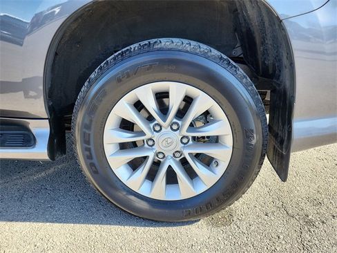 Used 2021 Lexus GX 460 Premium image 31