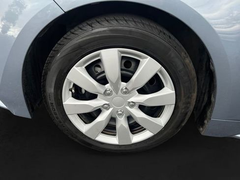 Used 2023 Toyota Corolla LE image 11