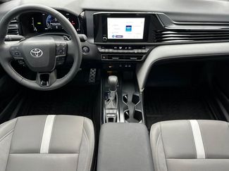 Used 2025 Toyota Camry SE video 3