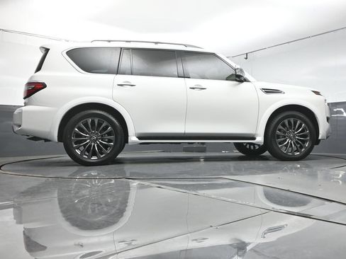 Used 2023 Nissan Armada Platinum w/ Captain's Chairs Package AWD/4WD image 40
