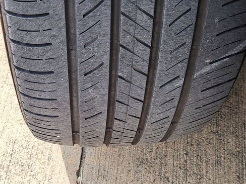 Used 2019 Chrysler 300 Limited w/ Safetytec Plus Group RWD image 10