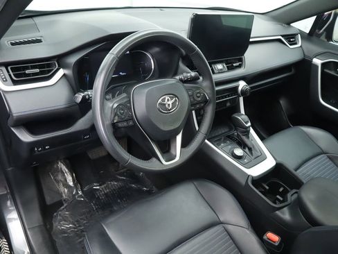 Used 2023 Toyota RAV4 XSE image 9