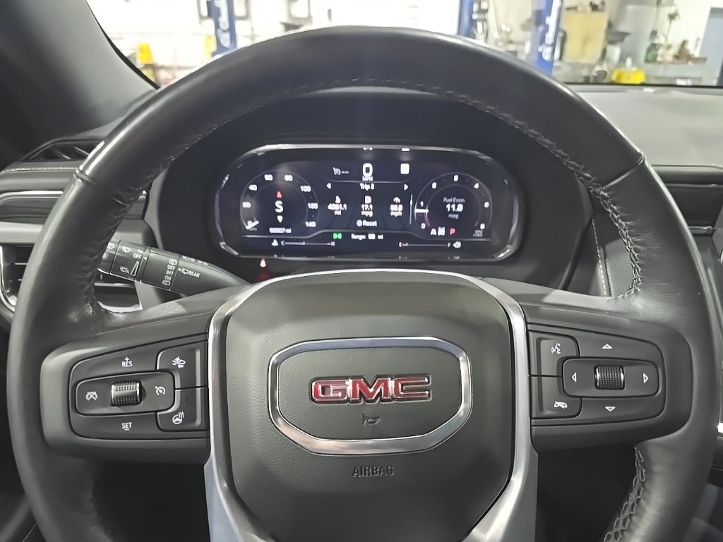 Used 2022 GMC Yukon XL SLT w/ SLT Premium Package AWD/4WD image 21