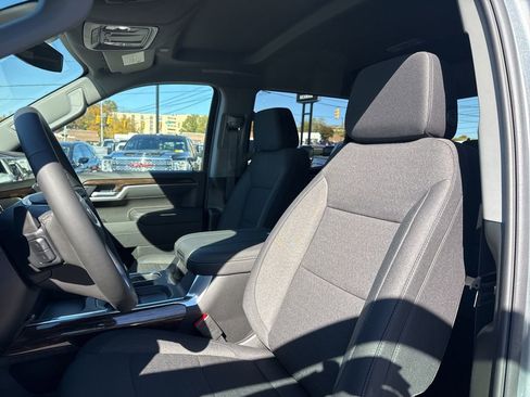 New 2026 GMC Sierra 1500 Elevation image 18