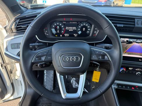 Used 2025 Audi Q3 2.0T Premium image 17