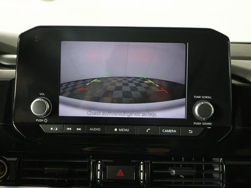 Used 2024 Nissan Pathfinder SV image 45