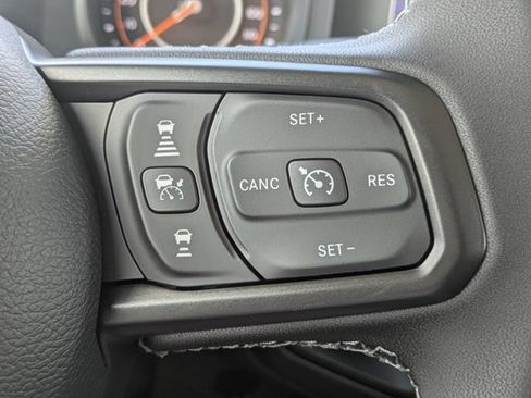 New 2025 Jeep Gladiator Sport AWD/4WD image 23