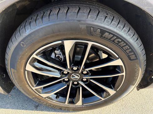 Used 2024 Acura ZDX A-Spec image 12