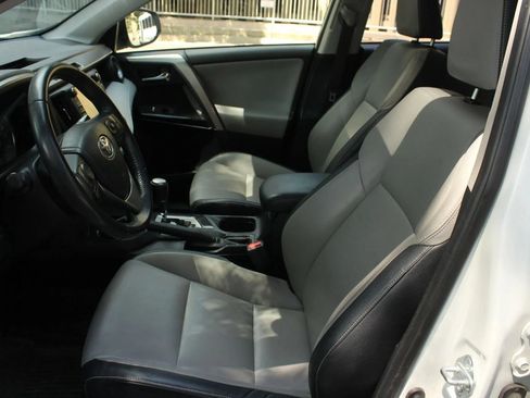 Used 2016 Toyota RAV4 Limited w/ Protection Package AWD/4WD image 28