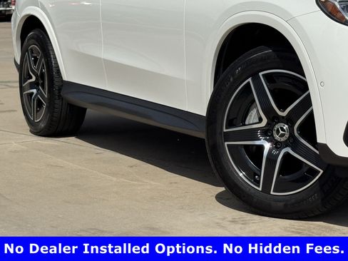 Used 2025 Mercedes-Benz GLC 300 image 3