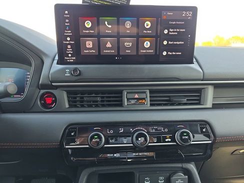 New 2026 Honda Pilot Sport image 10