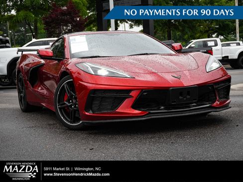 Used 2022 Chevrolet Corvette Stingray Preferred Cpe w/ Z51 Performance Package RWD image 1