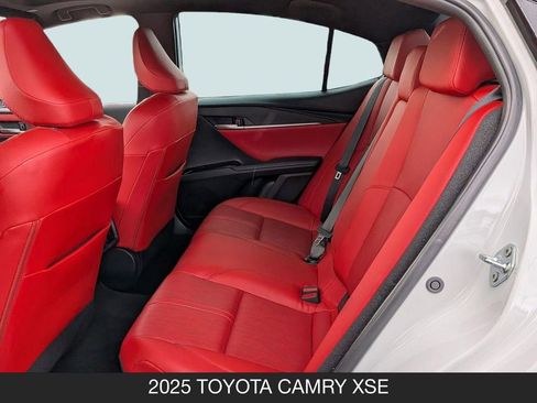 Used 2025 Toyota Camry XSE FWD image 18