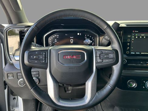 Used 2023 GMC Sierra 1500 SLE AWD/4WD image 24
