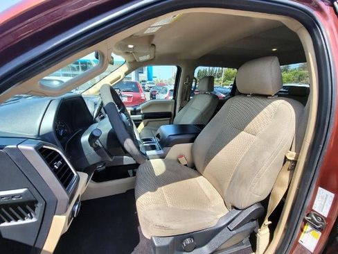Used 2015 Ford F150 XLT w/ Trailer Tow Package RWD image 17