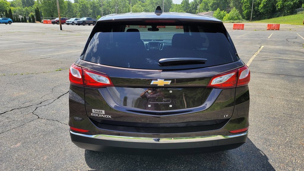 Used 2020 Chevrolet Equinox LT w/ Driver Convenience Package FWD image 10