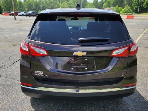 Used 2020 Chevrolet Equinox LT w/ Driver Convenience Package FWD image 10