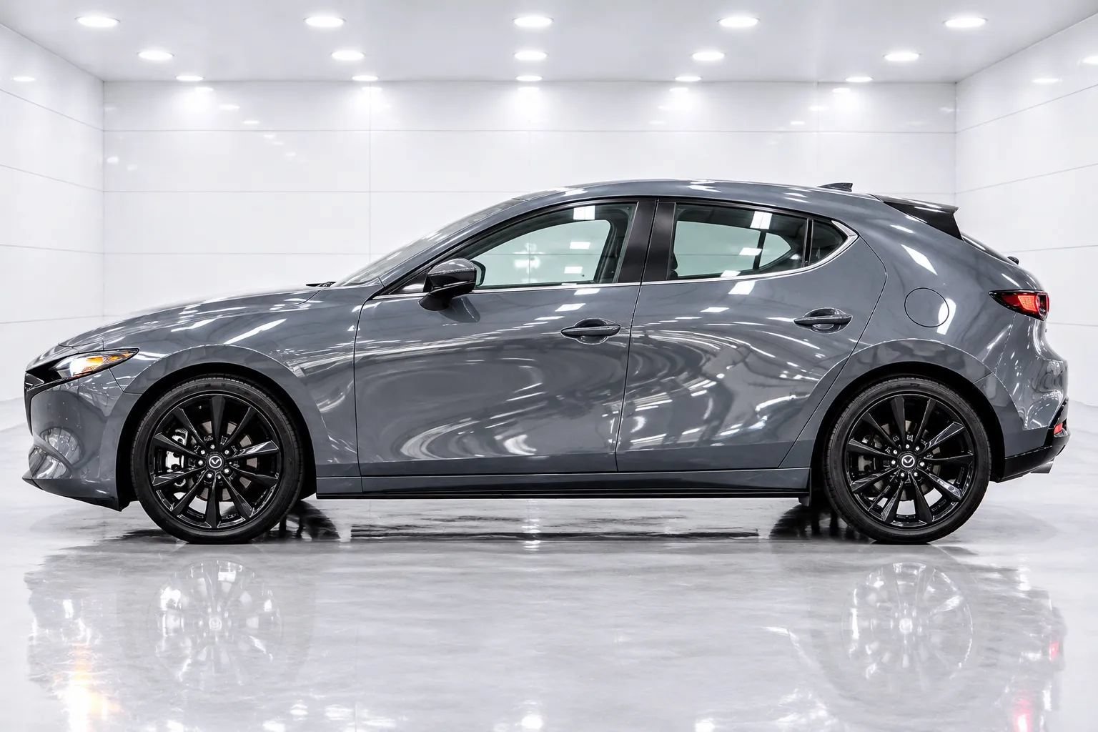 Used 2026 MAZDA MAZDA3 Carbon AWD/4WD image 2