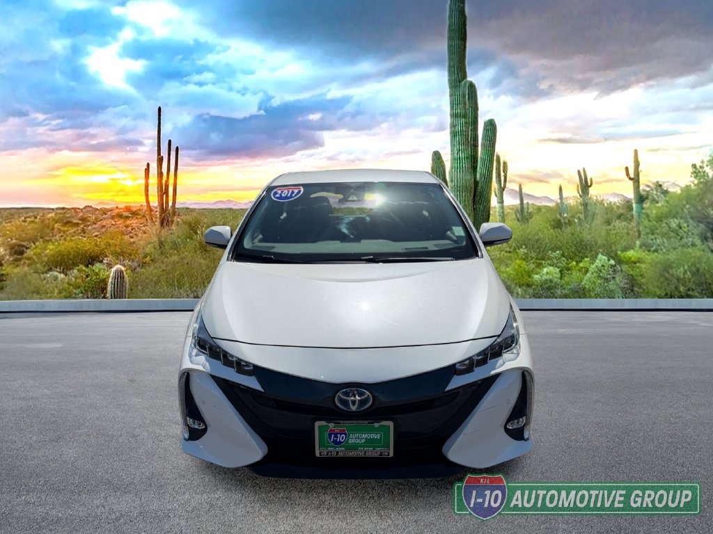 Used 2017 Toyota Prius Prime Advanced FWD image 3