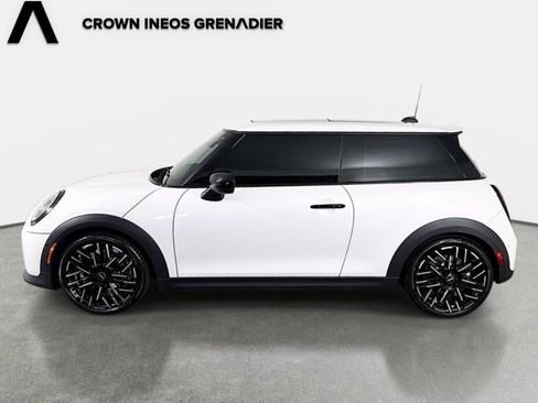 Used 2025 MINI Cooper S FWD image 8
