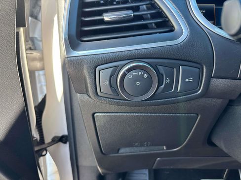 Used 2018 Ford Edge Sport w/ Technology Package image 19