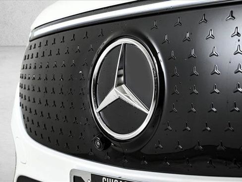 Certified 2025 Mercedes-Benz EQB 300 4MATIC image 3