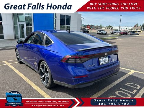 Used 2025 Honda Accord Sport image 3