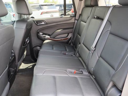 Certified 2018 GMC Yukon SLT w/ Open Road Package AWD/4WD image 27