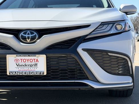 Certified 2022 Toyota Camry XSE image 9