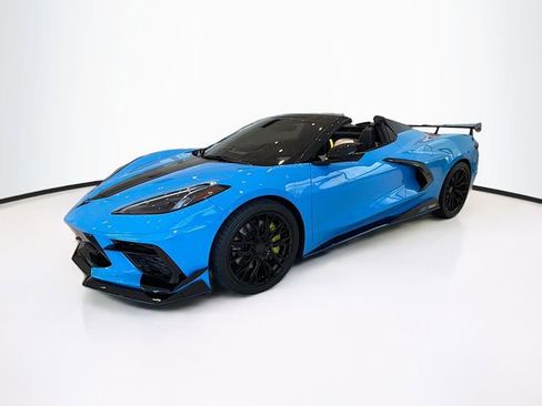 Used 2022 Chevrolet Corvette Stingray Premium Conv w/ Z51 Performance Package image 3