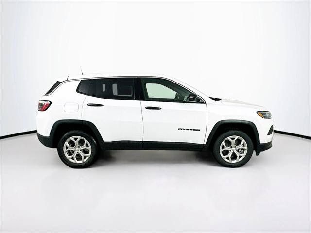 Certified 2024 Jeep Compass Sport AWD/4WD image 8