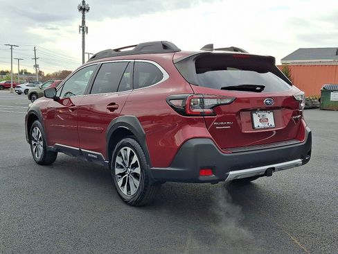 Used 2023 Subaru Outback Limited image 4