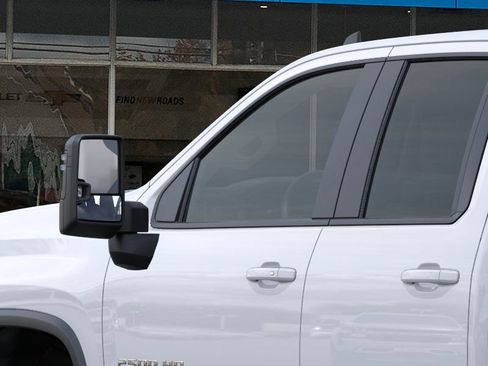 New 2026 Chevrolet Silverado 2500 LT image 12
