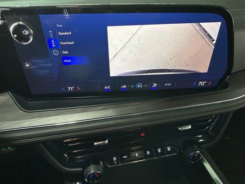 Used 2025 Chevrolet Tahoe LS image 27