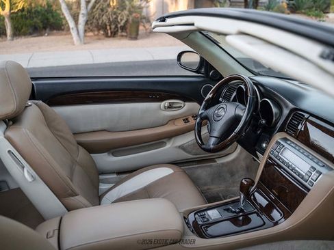 Used 2008 Lexus SC 430 Convertible RWD image 45